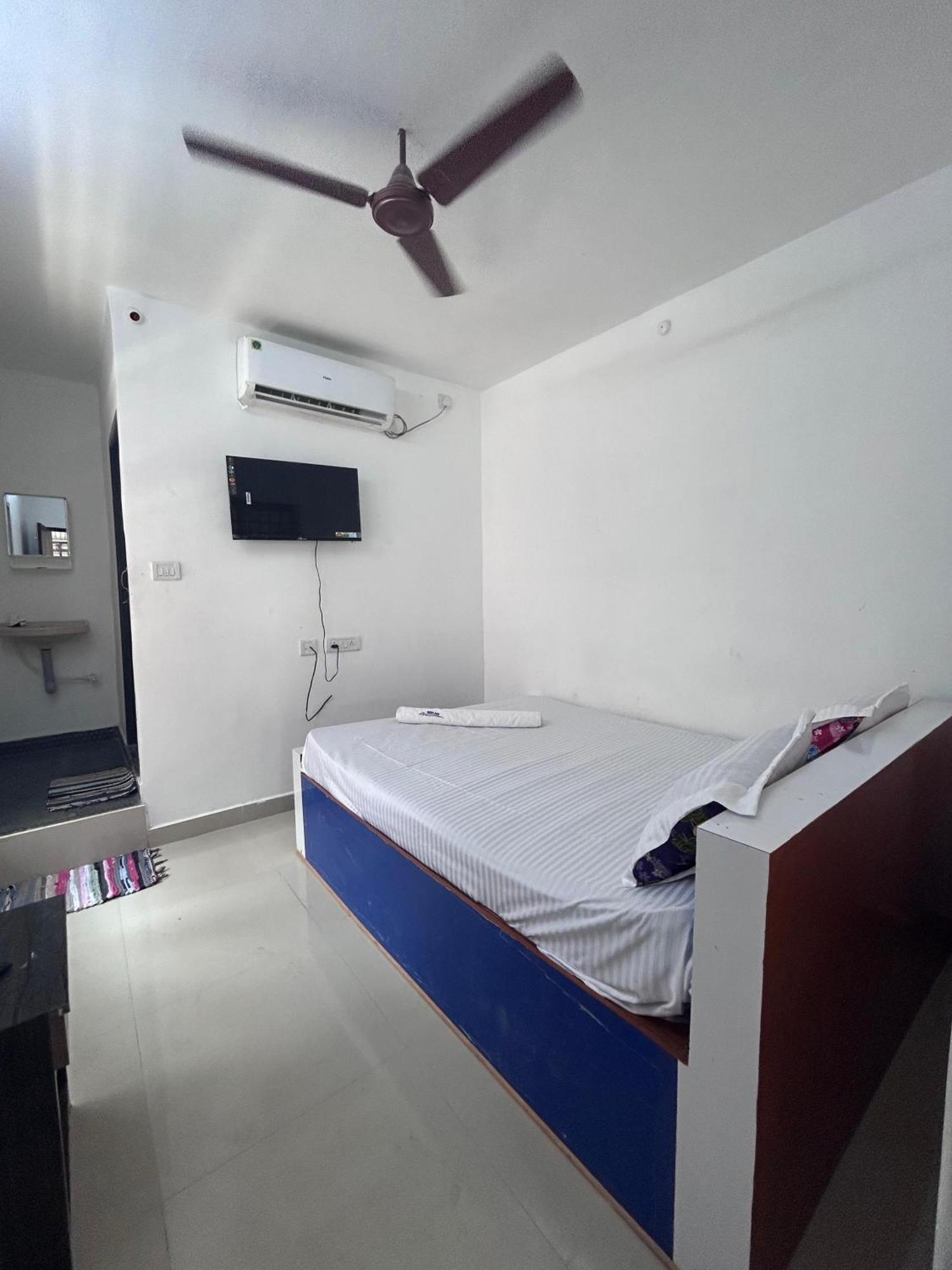 Gsd Inn Guest House Ποντισερί Εξωτερικό φωτογραφία
