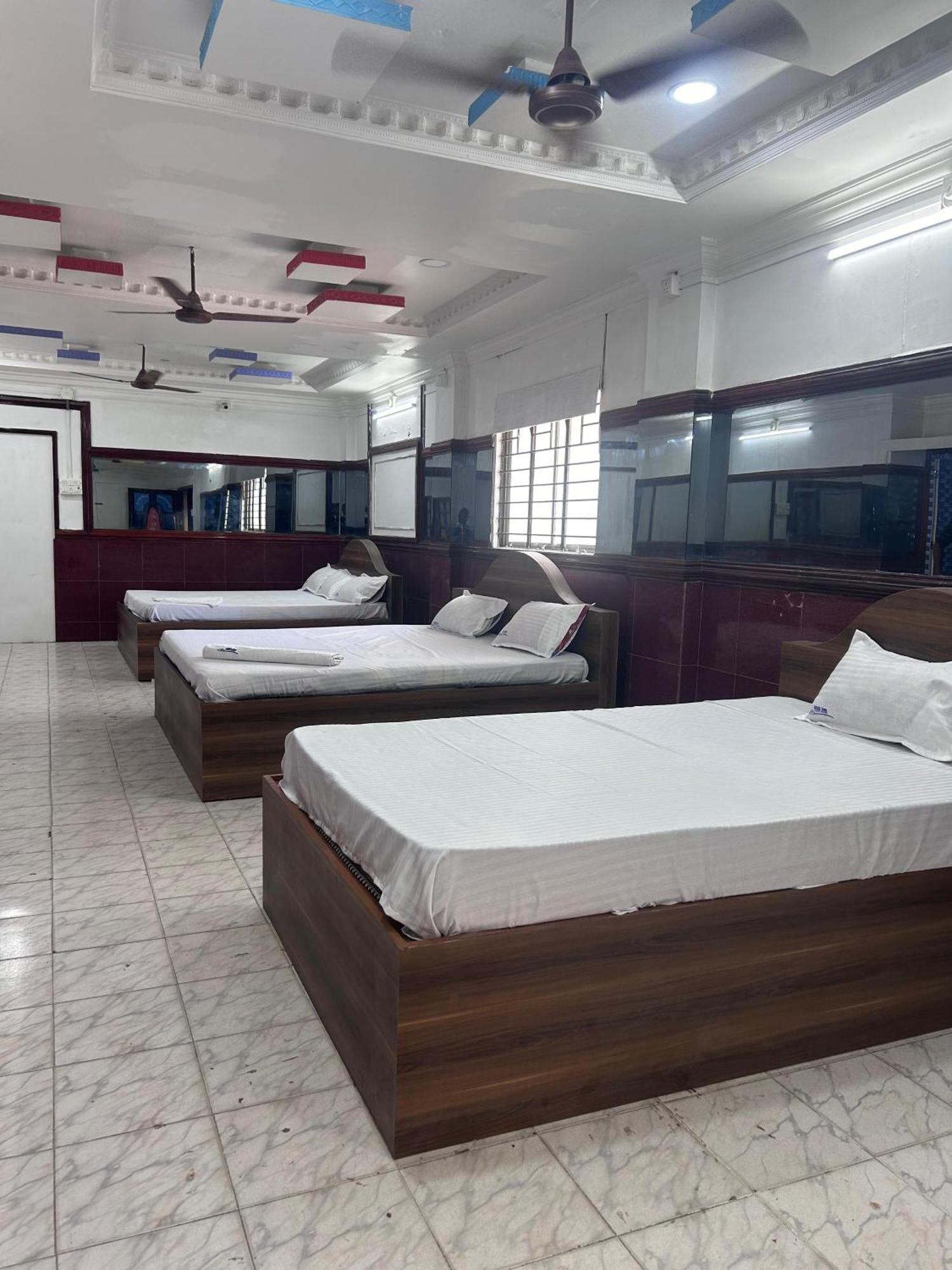 Gsd Inn Guest House Ποντισερί Εξωτερικό φωτογραφία