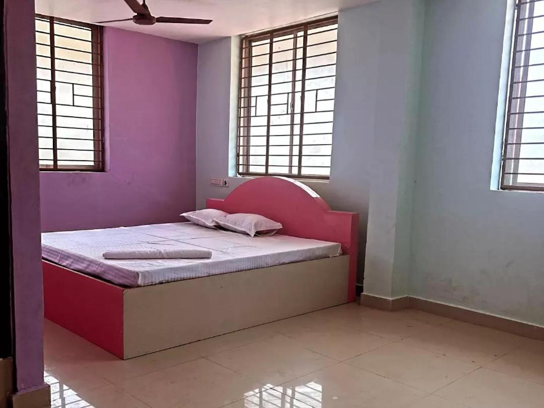 Gsd Inn Guest House Ποντισερί Δωμάτιο φωτογραφία